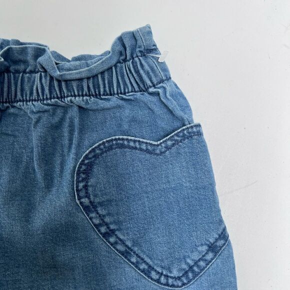 Mini Boden Denim Chambray Shorts With Heart Pockets Size 9Y - Picture 2 of 4